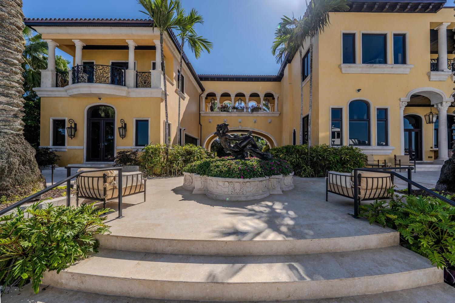 1 Isla Bahia Dr