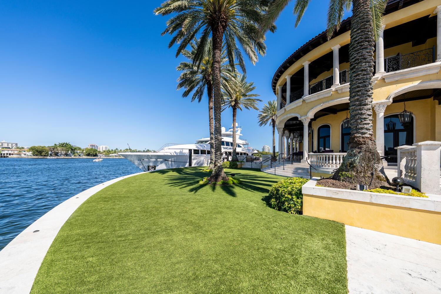 1 Isla Bahia Dr
