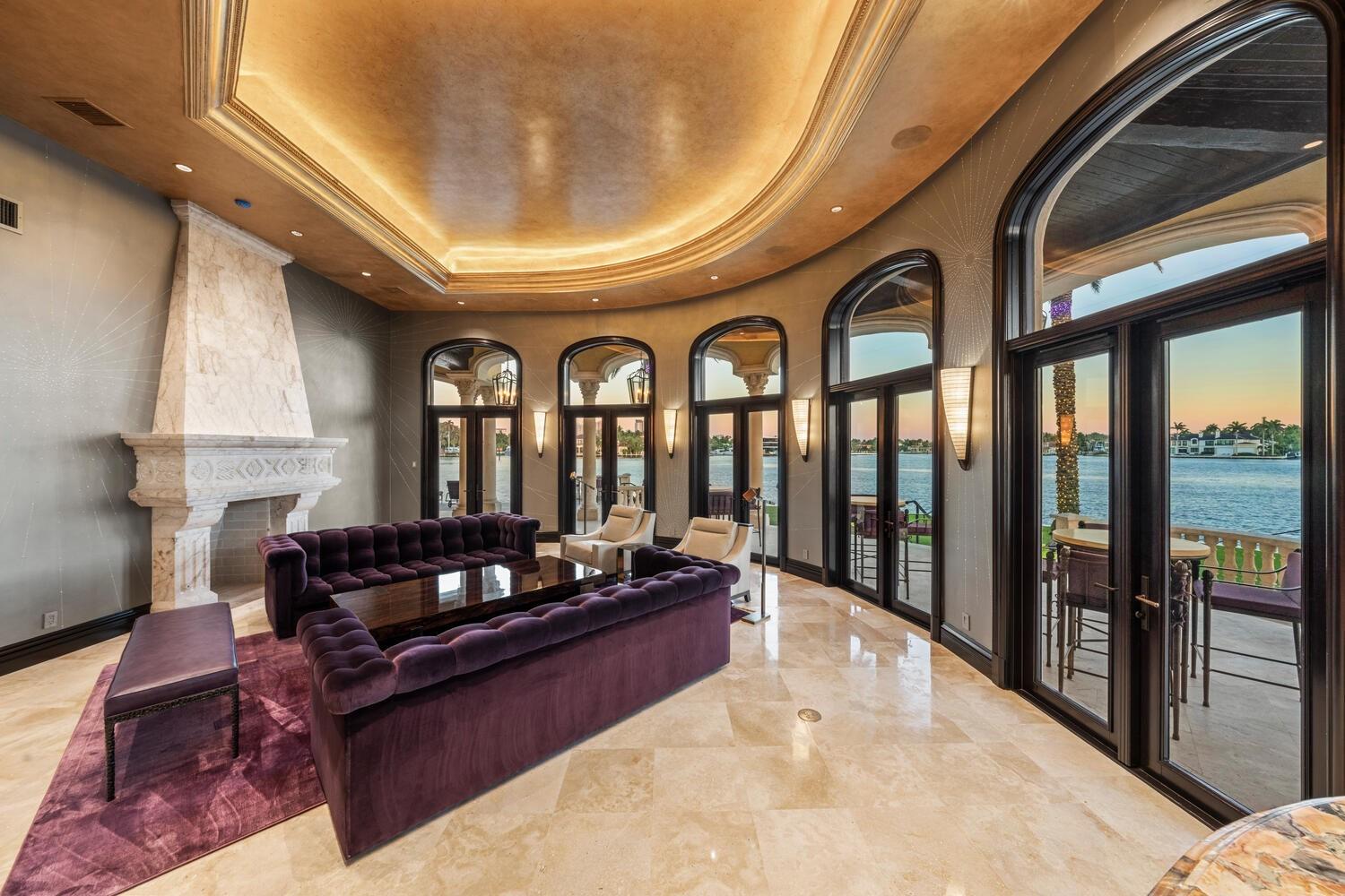 1 Isla Bahia Dr