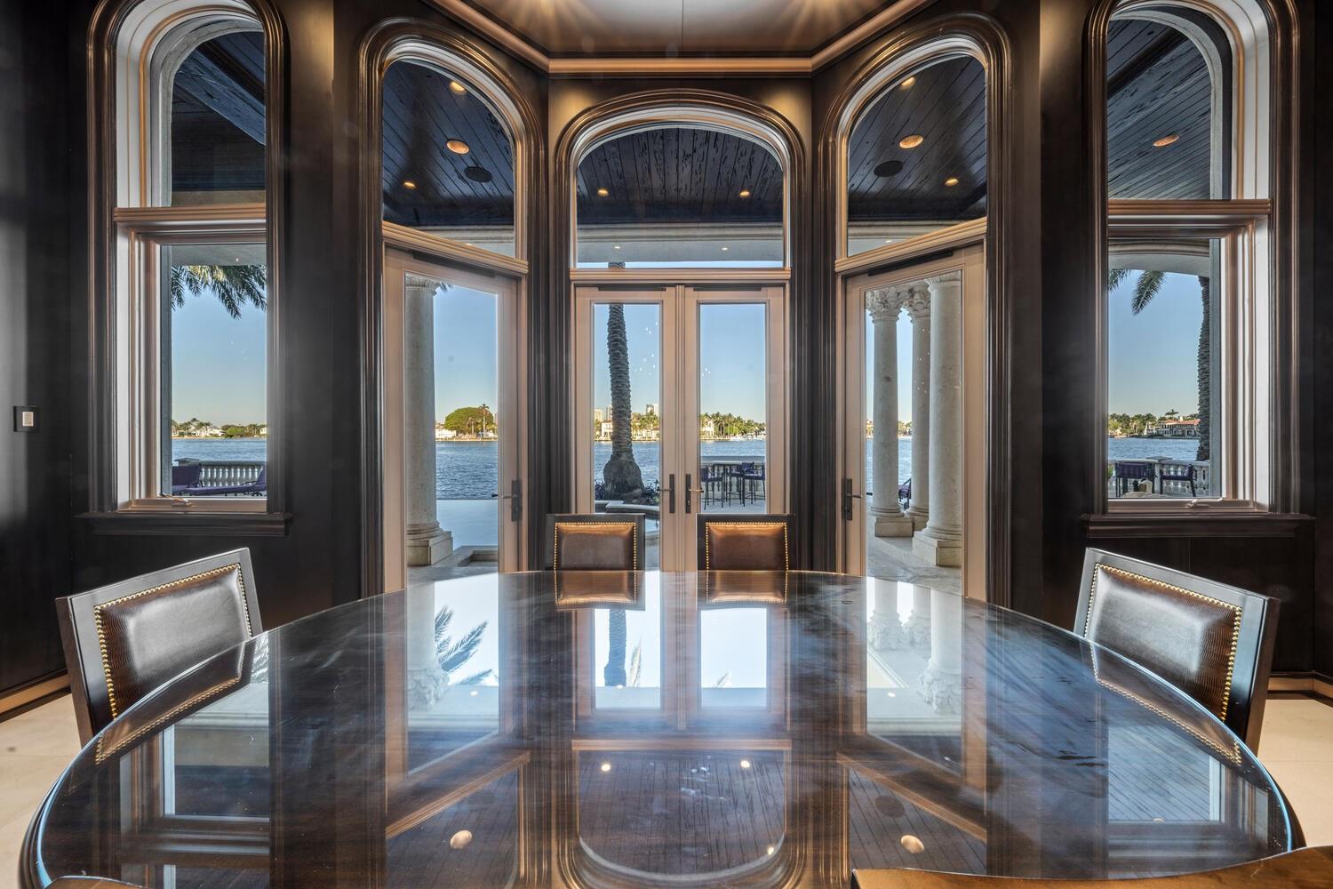 1 Isla Bahia Dr