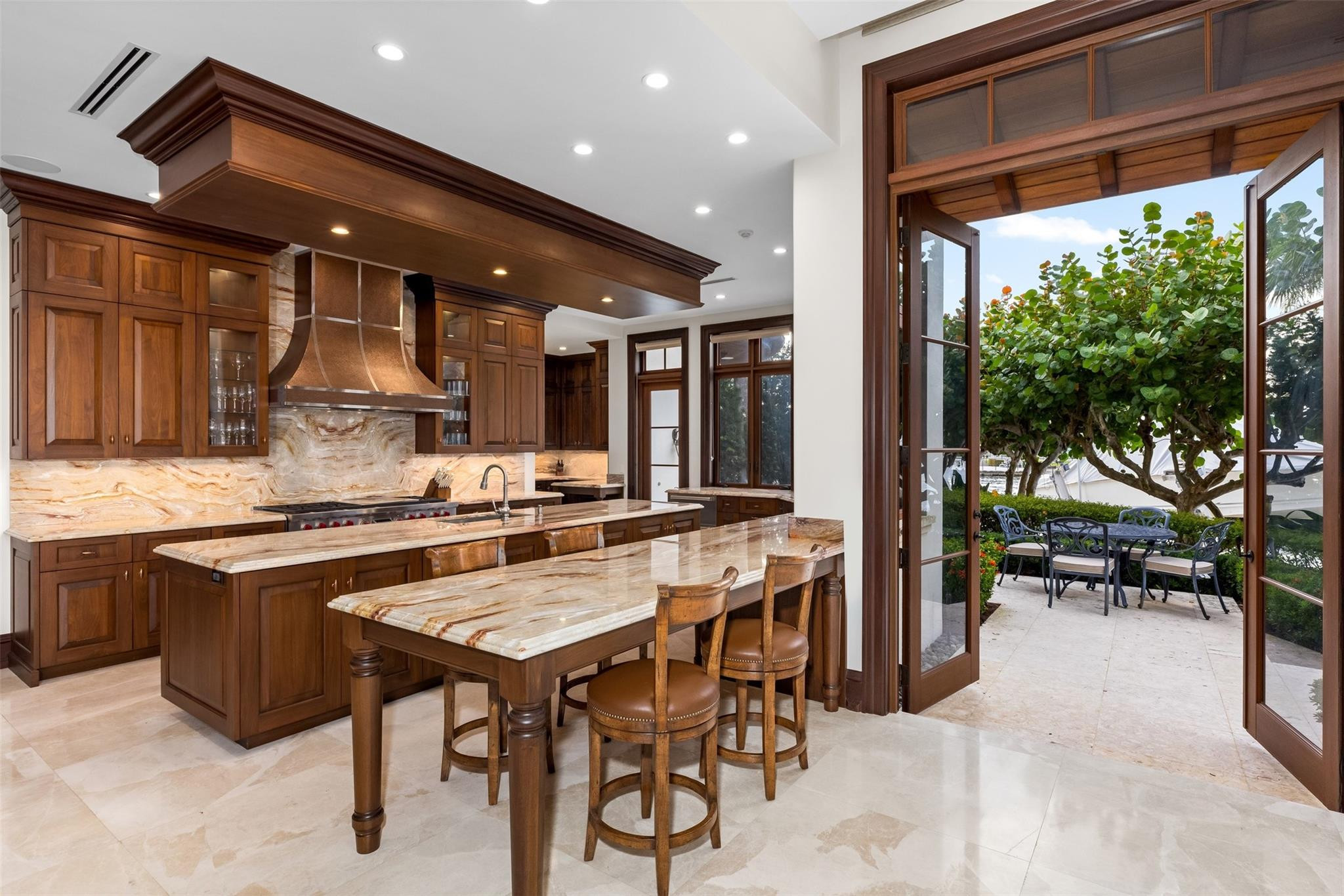 632 2nd Key Drive