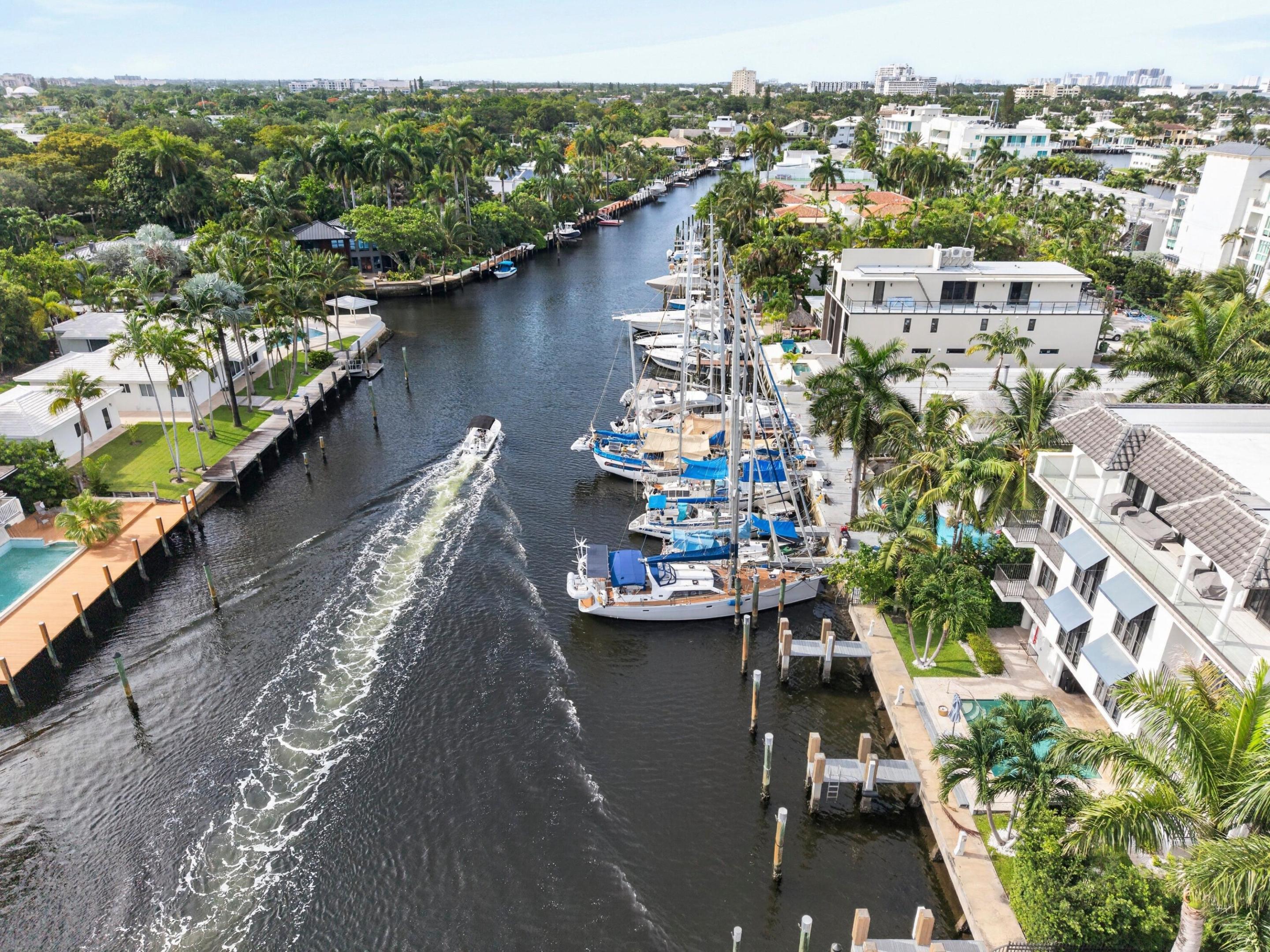 301 Hendricks Isle, PH10