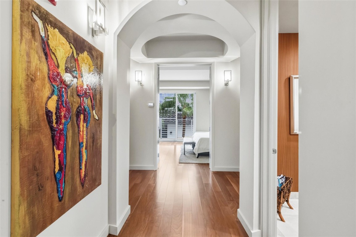 301 Hendricks Isle, PH10