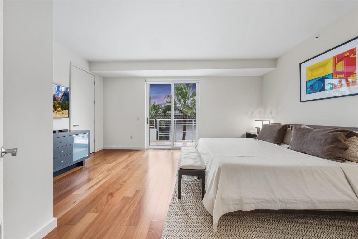 301 Hendricks Isle, PH10