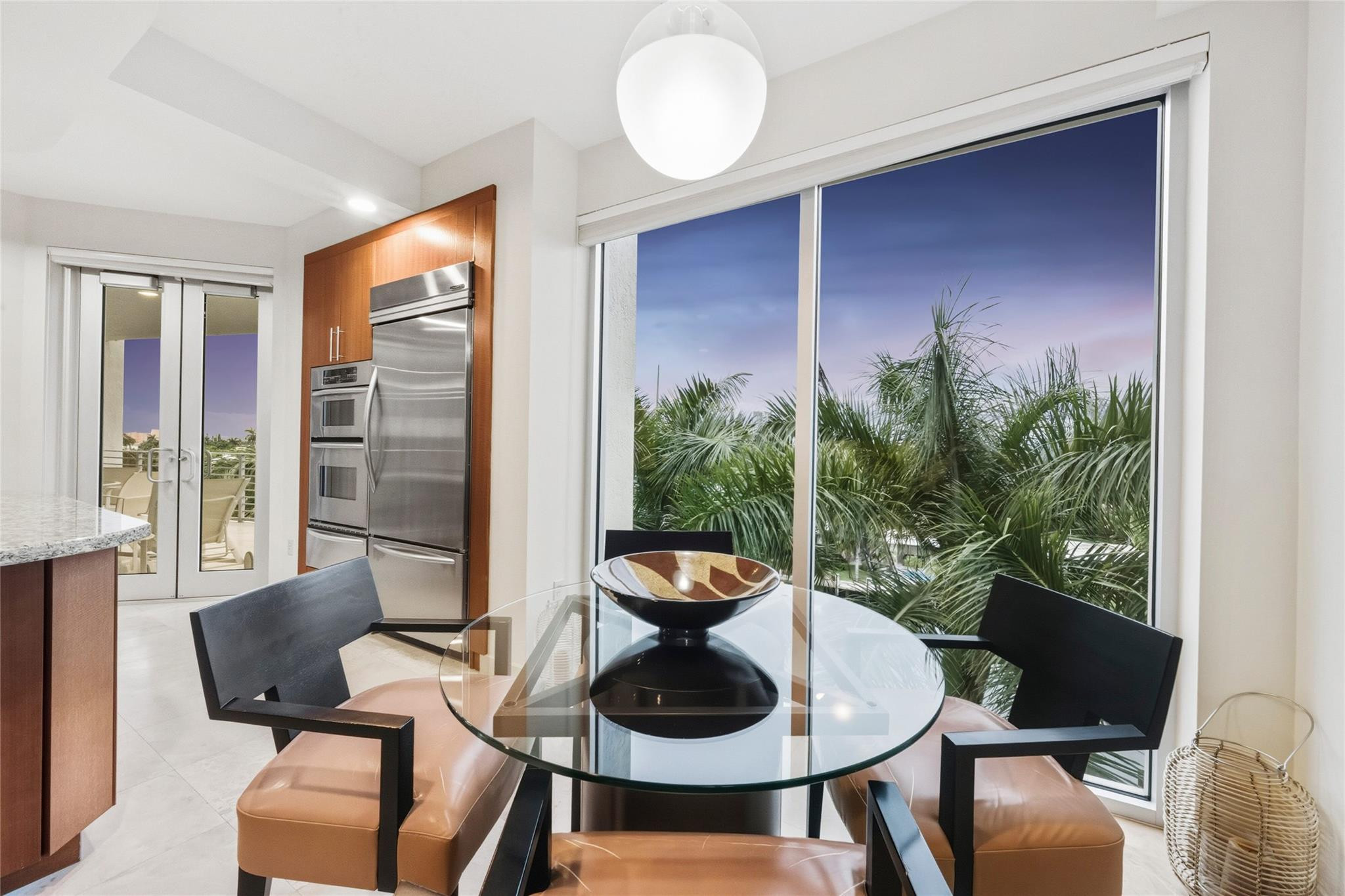 301 Hendricks Isle, PH10