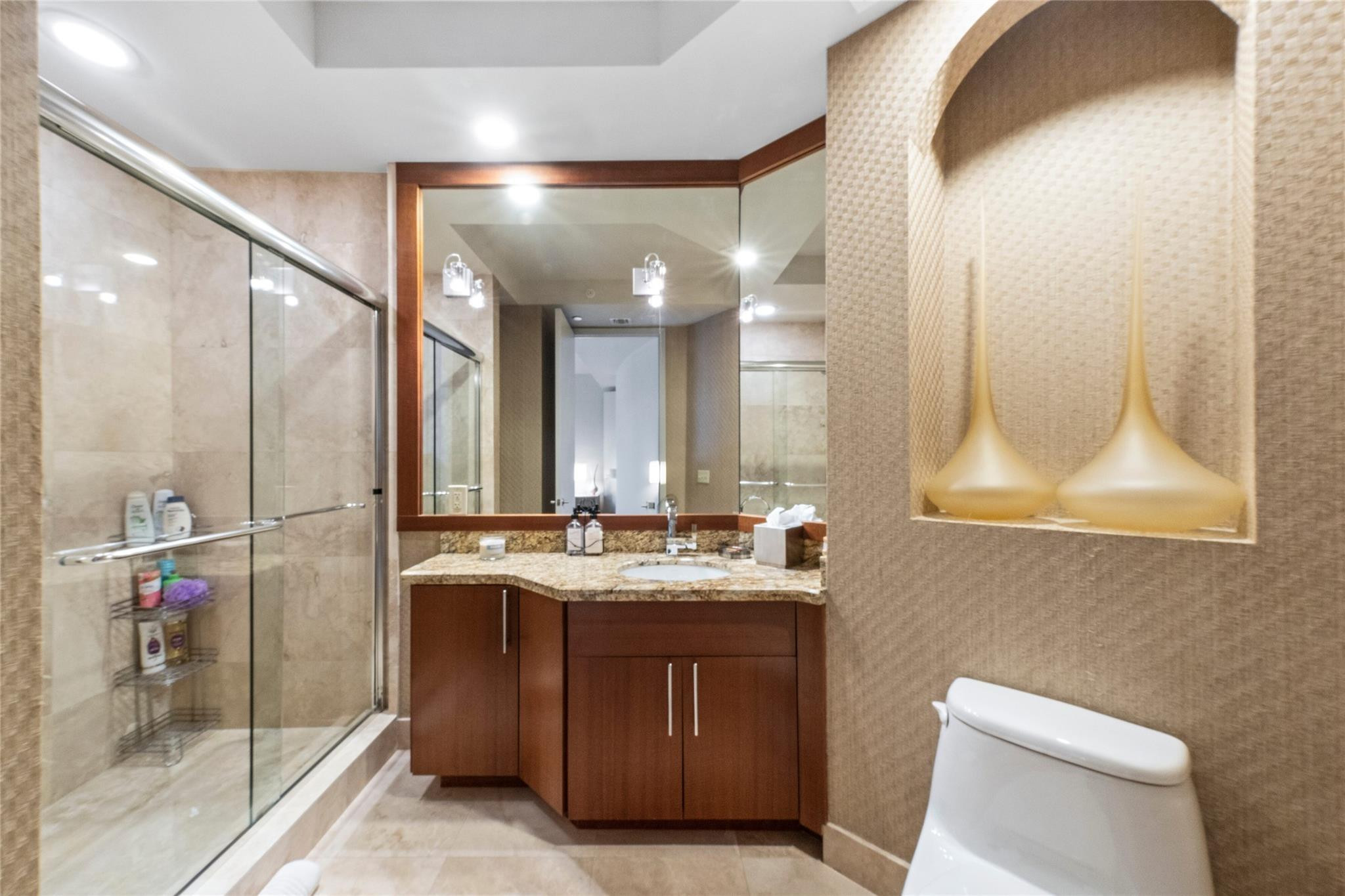 301 Hendricks Isle, PH10