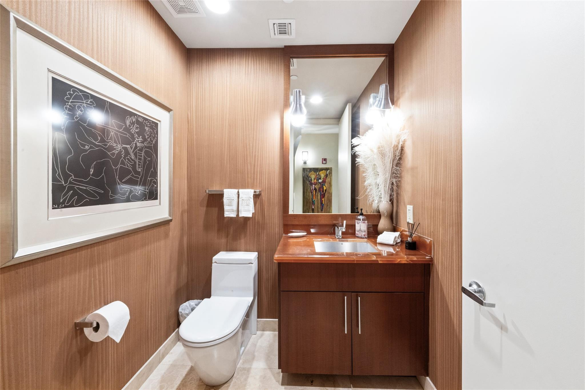 301 Hendricks Isle, PH10