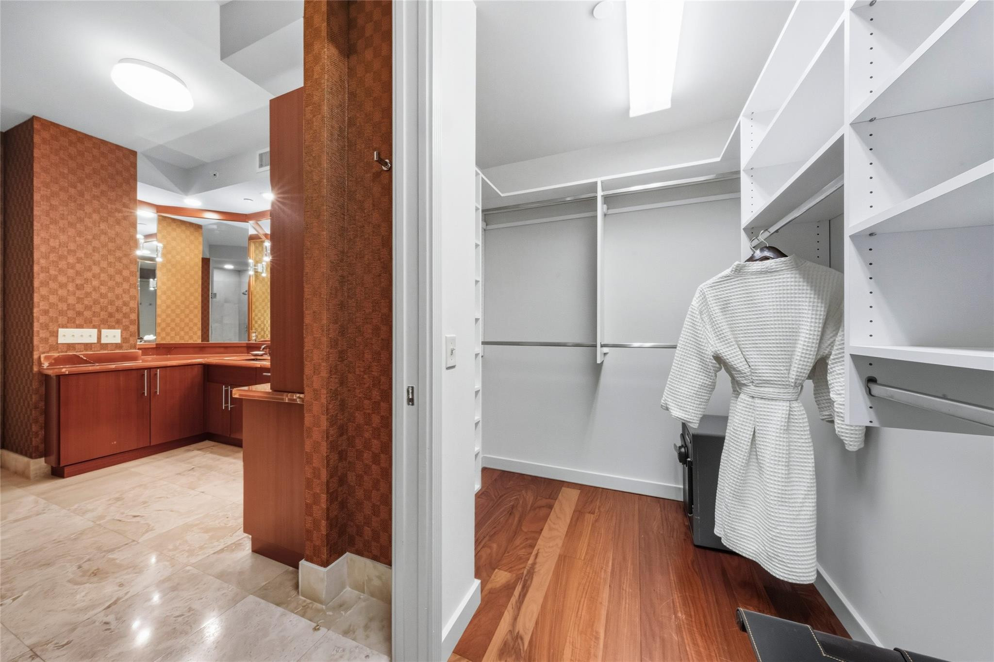 301 Hendricks Isle, PH10