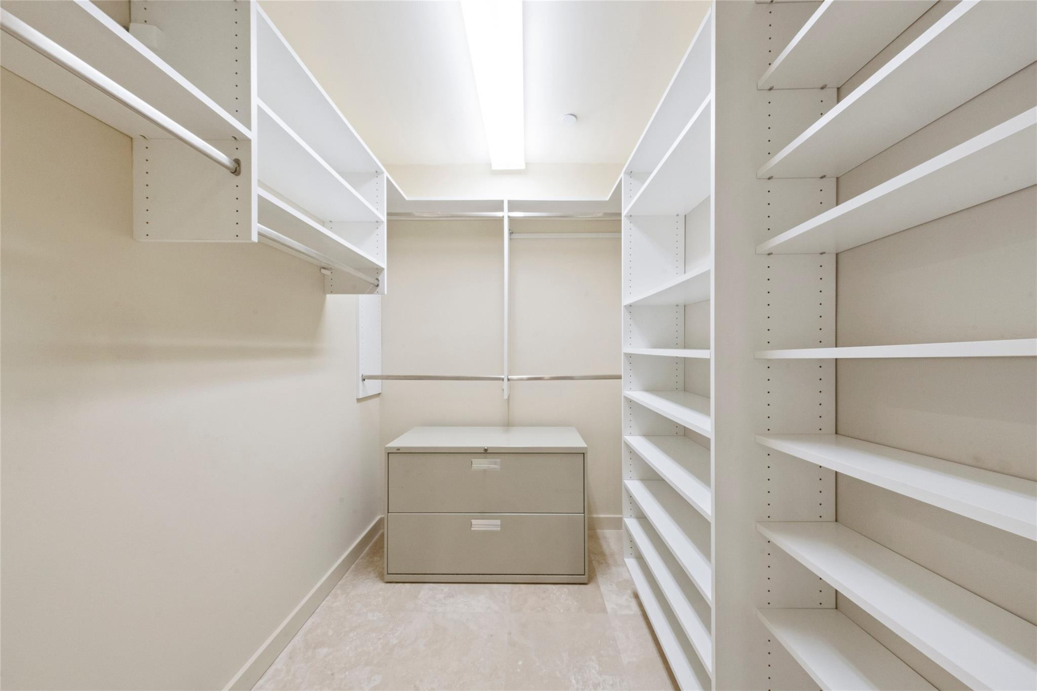 301 Hendricks Isle, PH10