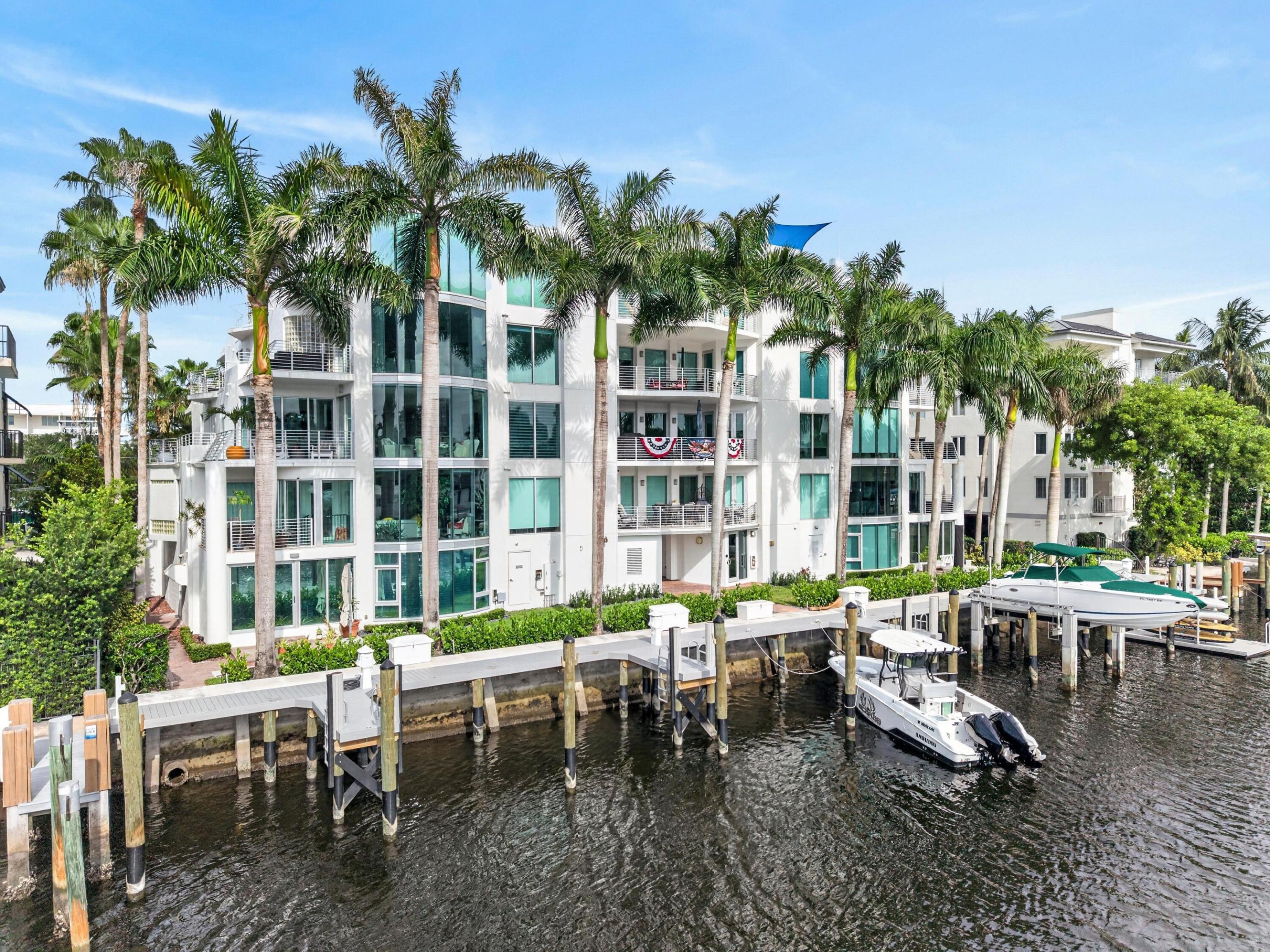 301 Hendricks Isle, PH10