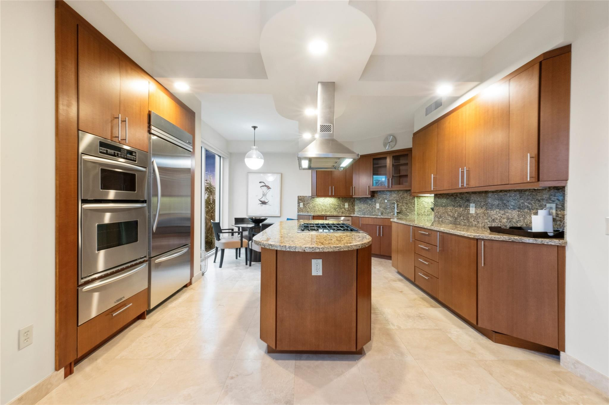 301 Hendricks Isle, PH10