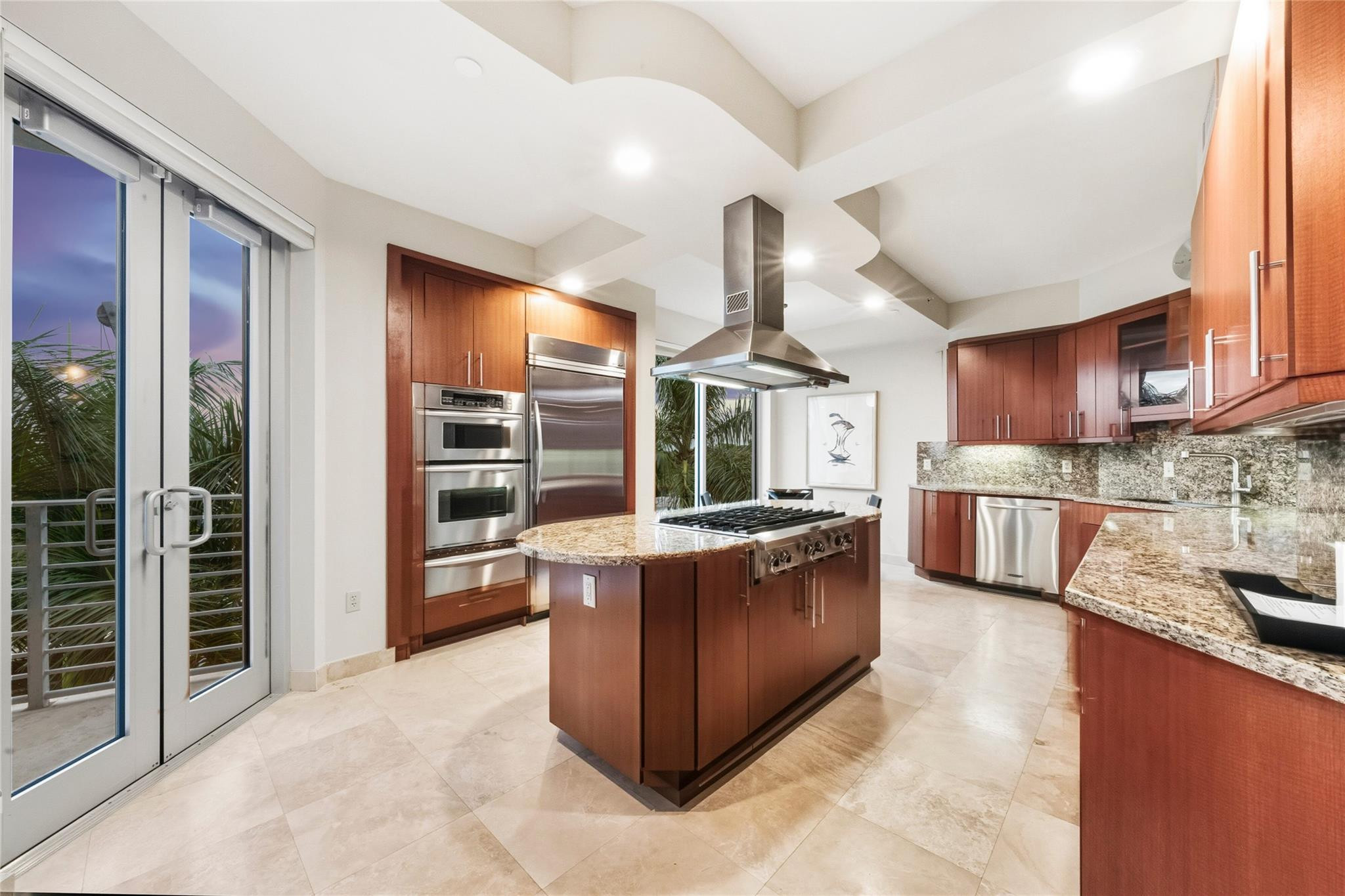 301 Hendricks Isle, PH10