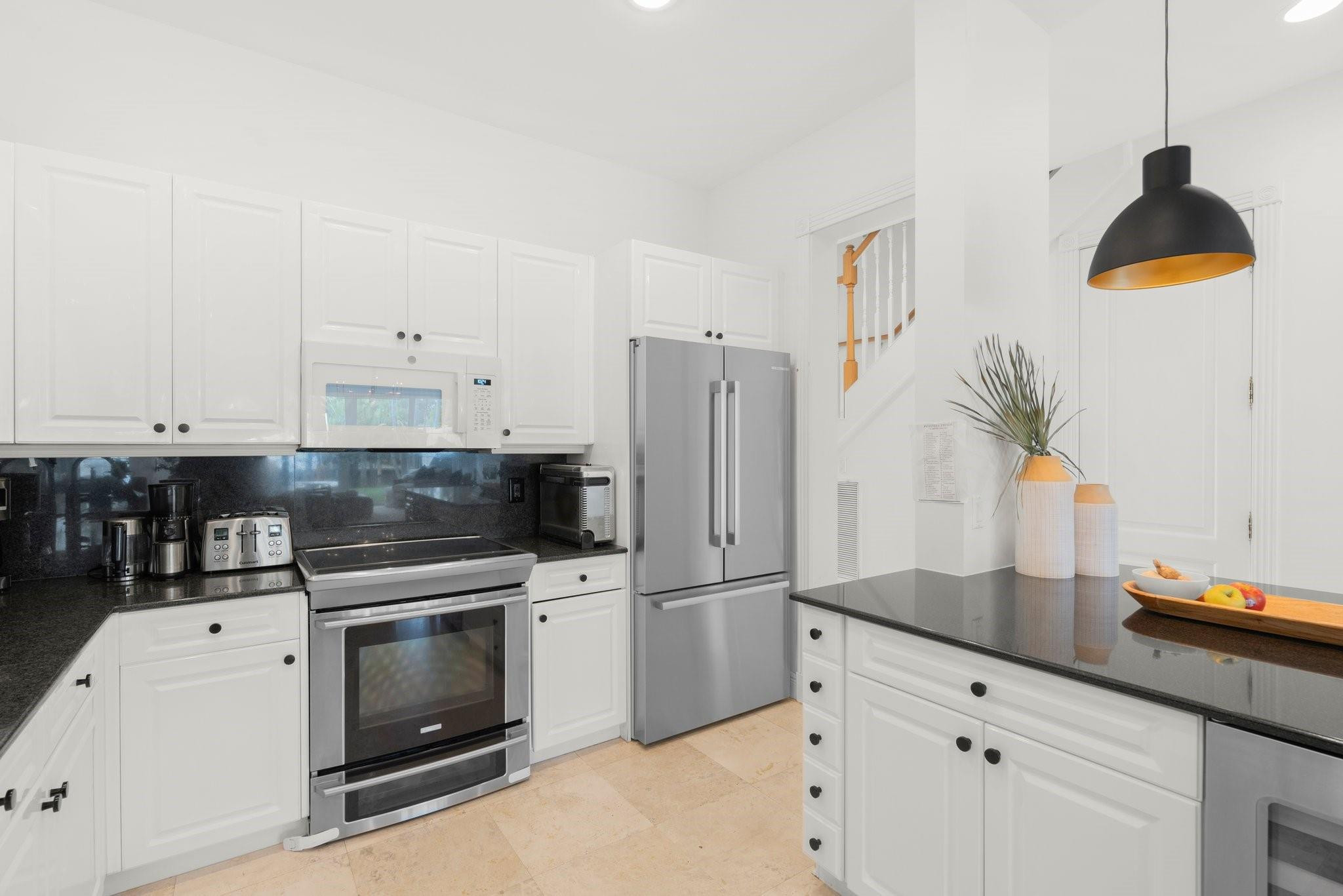 2739 NE 15th Street
