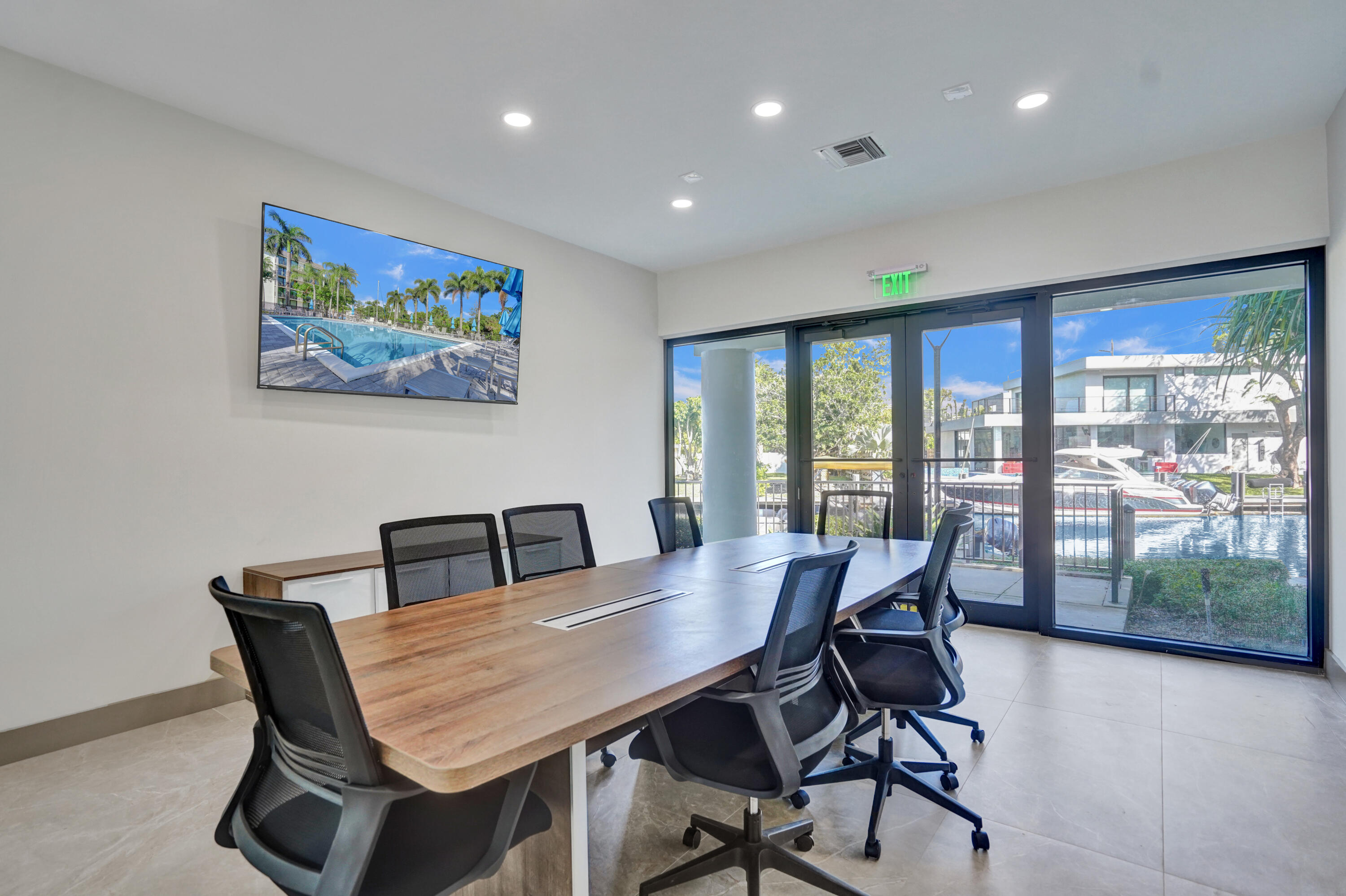 1201 River Reach Drive 404