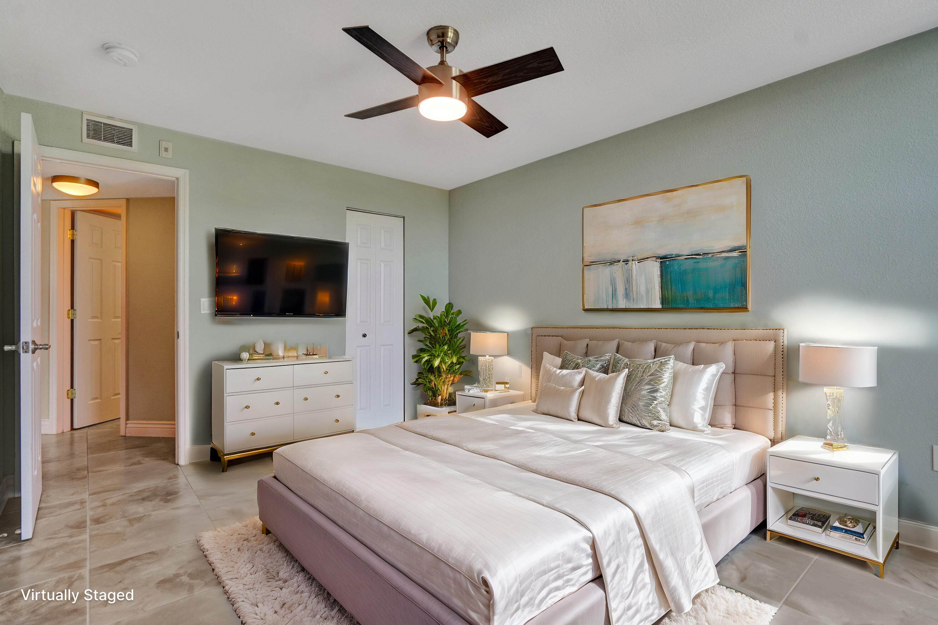 1201 River Reach Drive 404