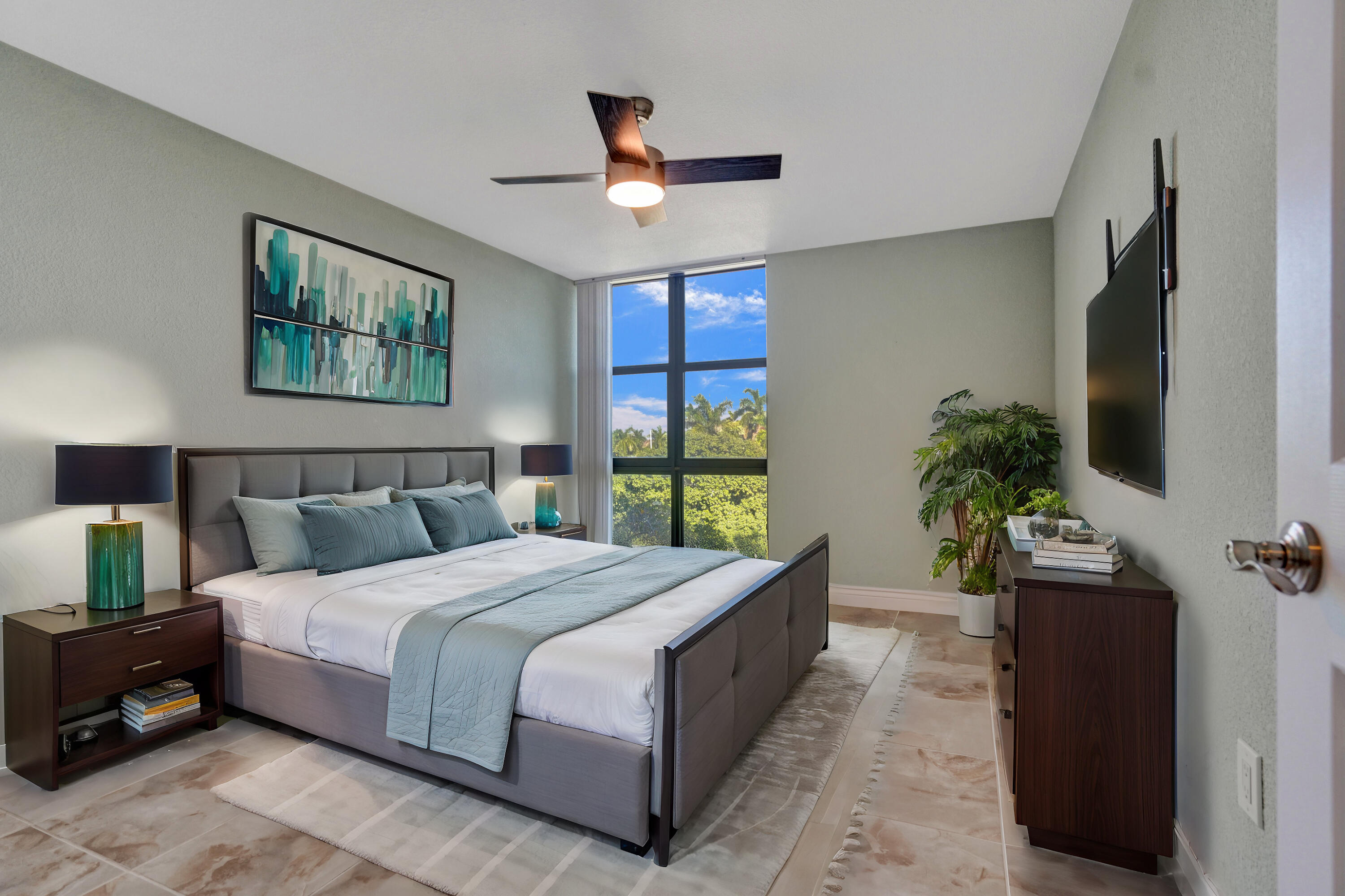 1201 River Reach Drive 404