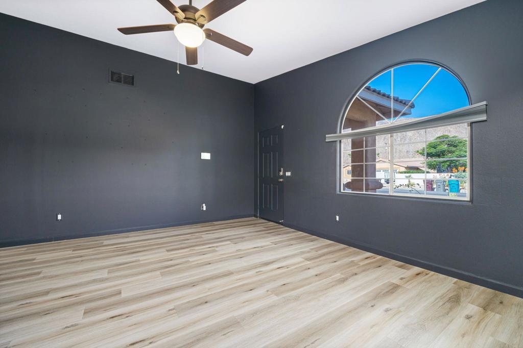 51430 Avenida Carranza