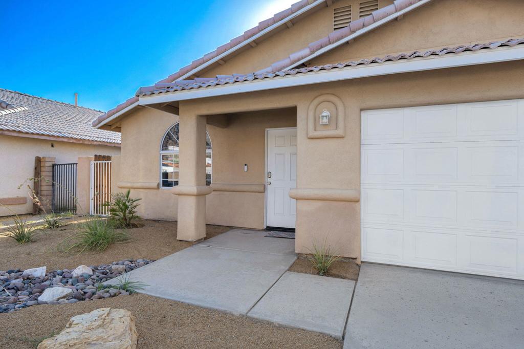 51430 Avenida Carranza