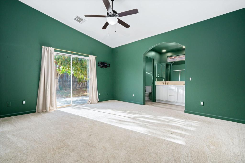 51430 Avenida Carranza