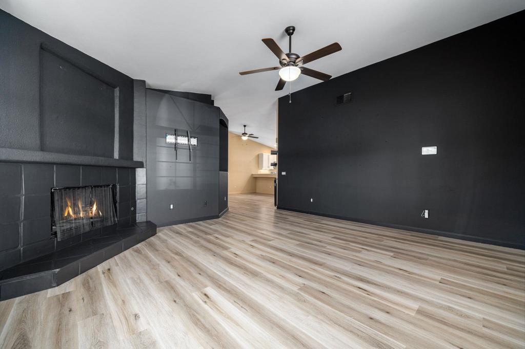 51430 Avenida Carranza