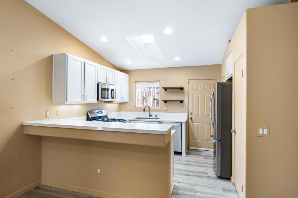 51430 Avenida Carranza