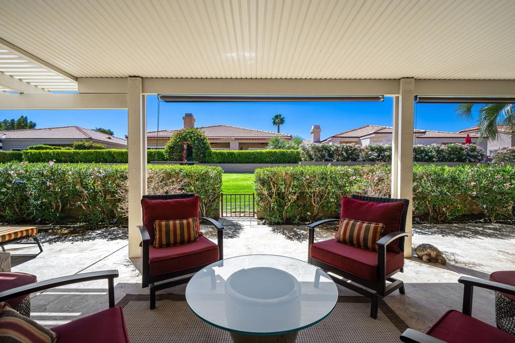 48611 Vista Tierra