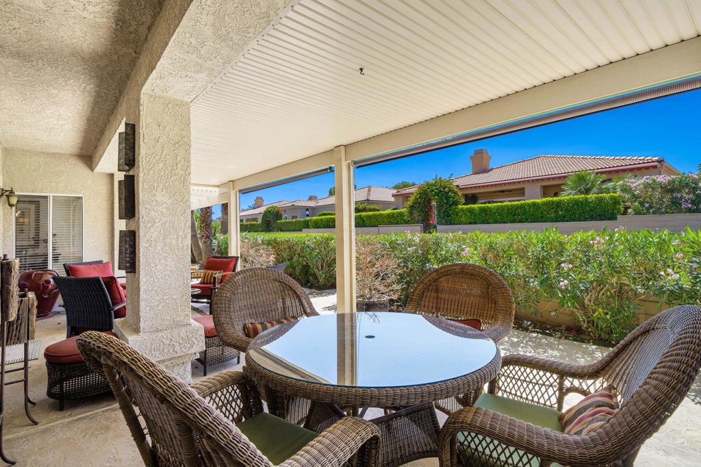 48611 Vista Tierra