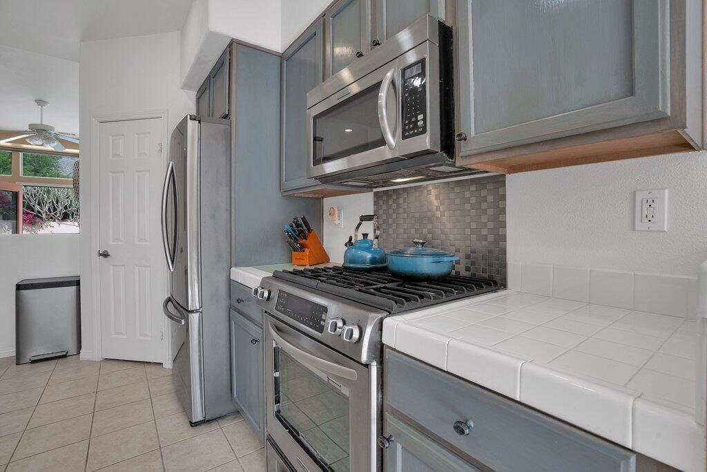 54100 Avenida Vallejo