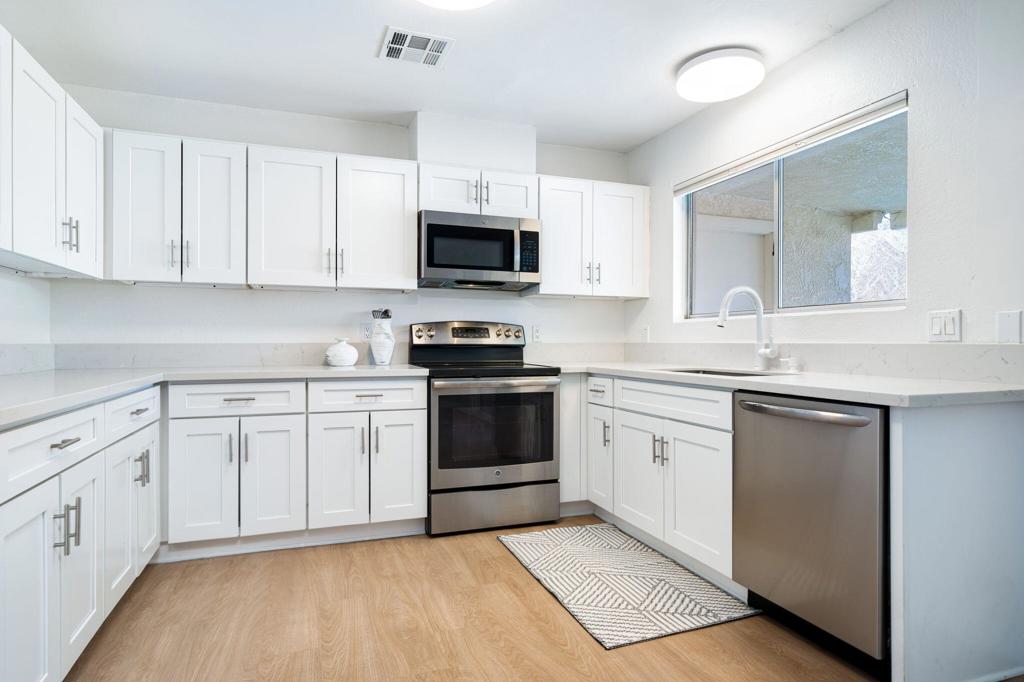 53680 Avenida Montezuma