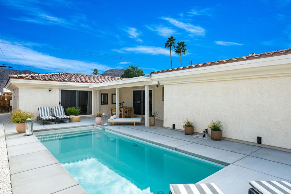 53680 Avenida Montezuma