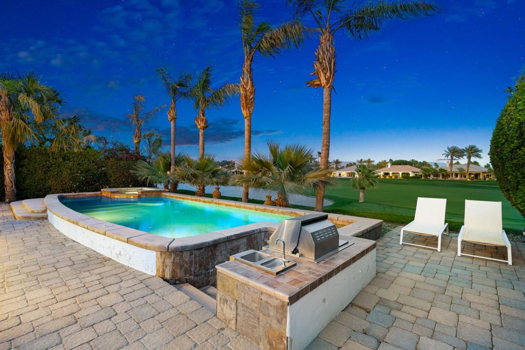 50520 Los Verdes Way