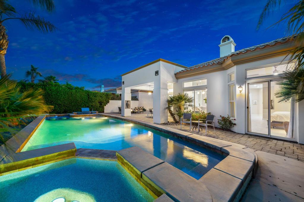 50520 Los Verdes Way