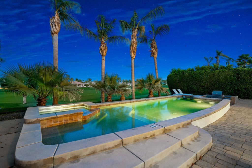 50520 Los Verdes Way