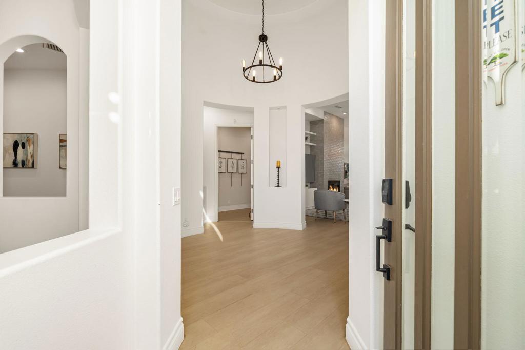 50520 Los Verdes Way