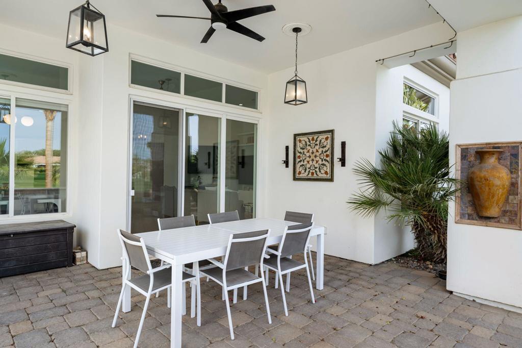 50520 Los Verdes Way