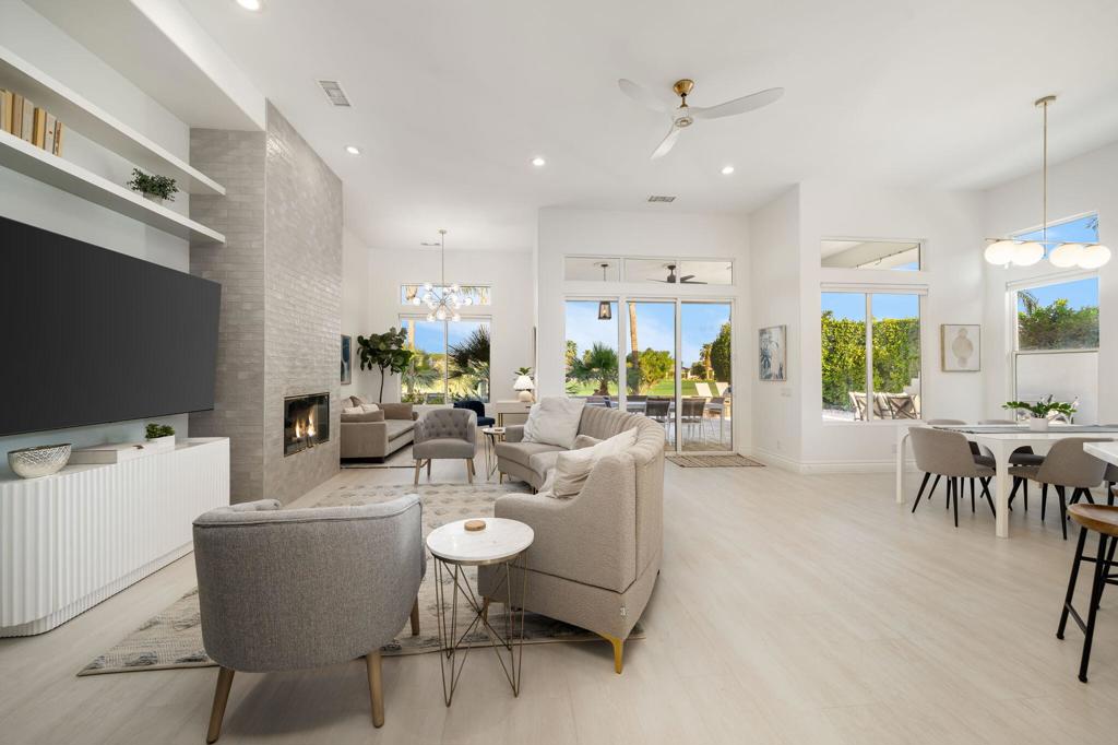 50520 Los Verdes Way