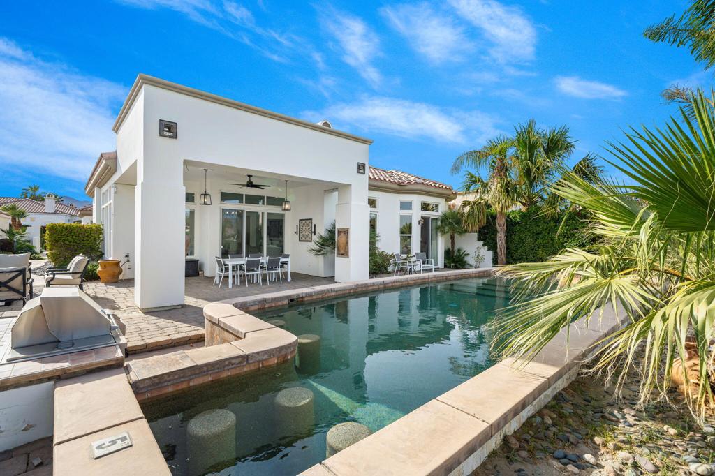 50520 Los Verdes Way