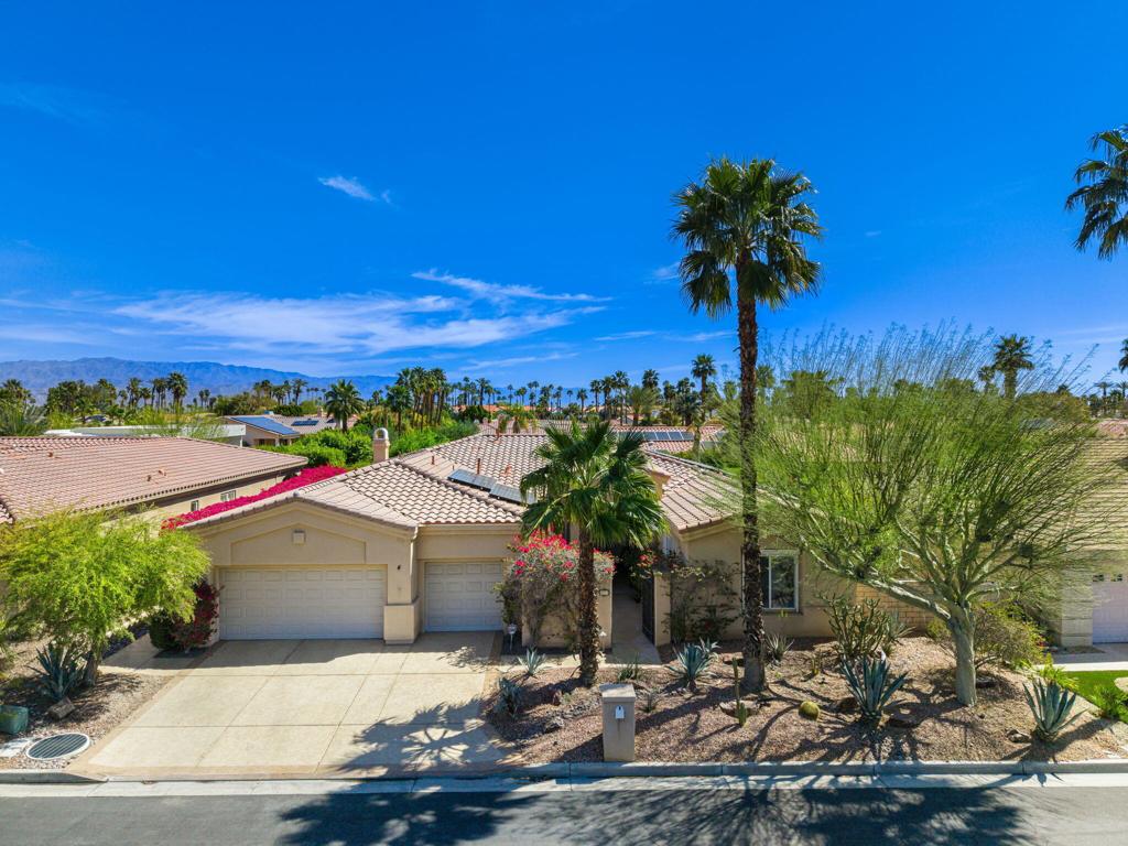 4 Hillcrest Drive