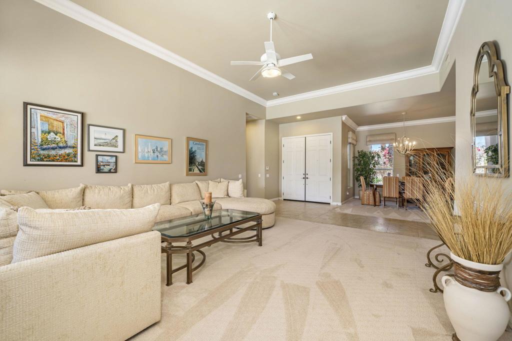 4 Hillcrest Drive
