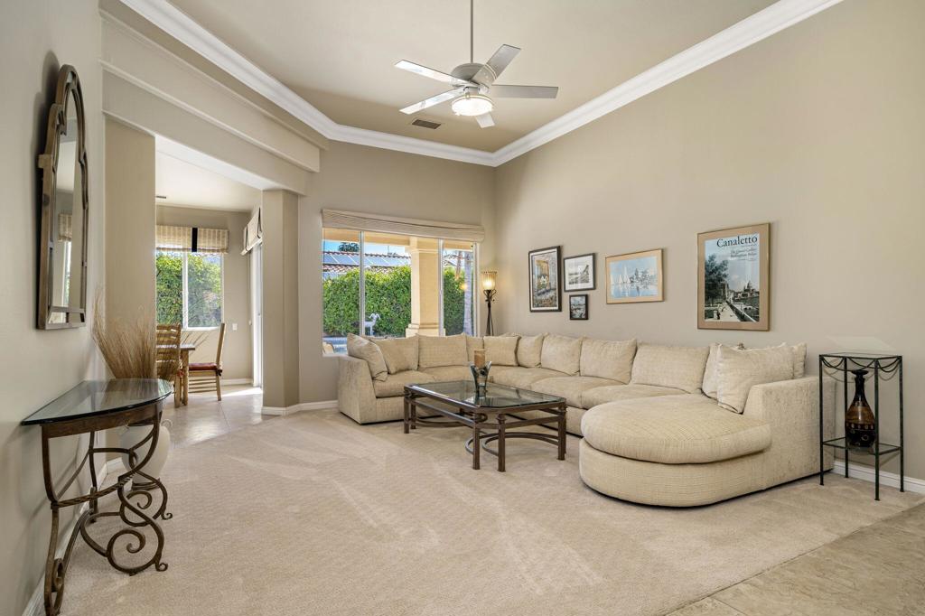 4 Hillcrest Drive