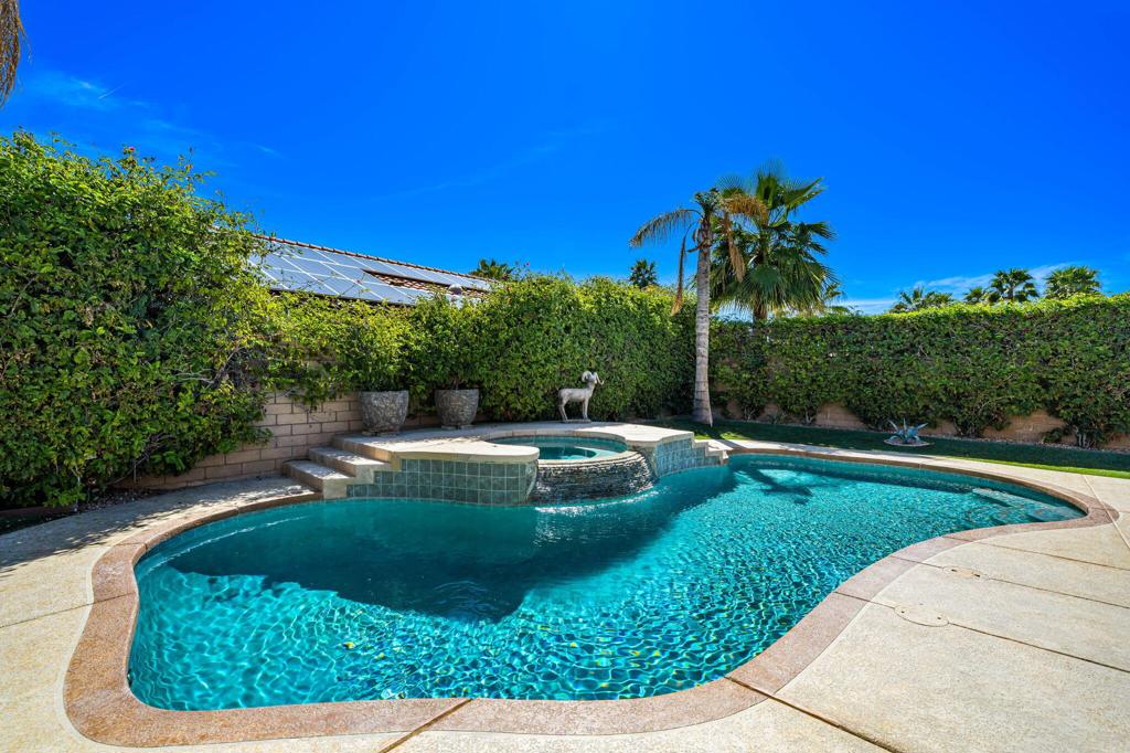 4 Hillcrest Drive