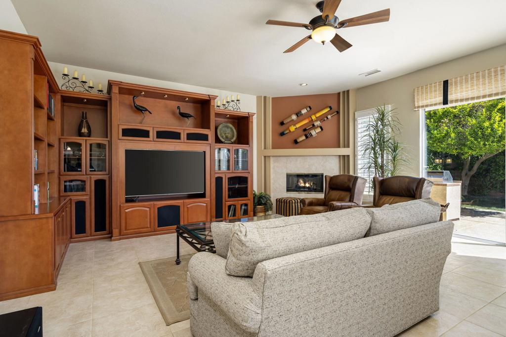 4 Hillcrest Drive