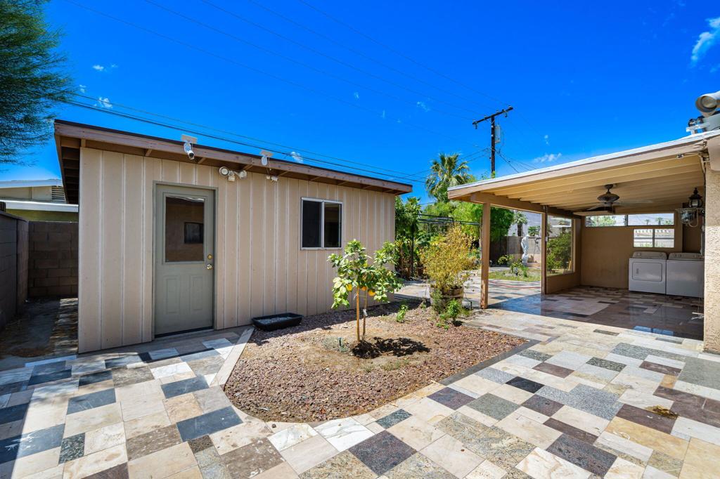 74561 Merle Drive