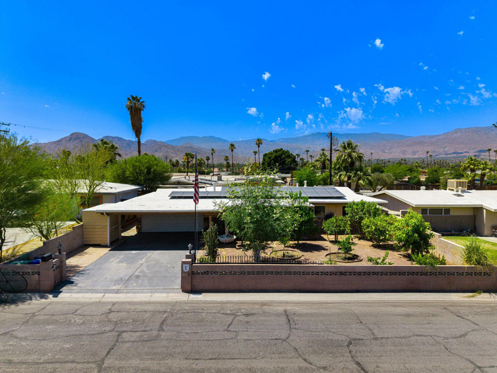 74561 Merle Drive