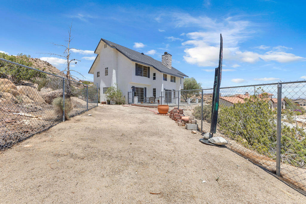 57494 Bandera Road