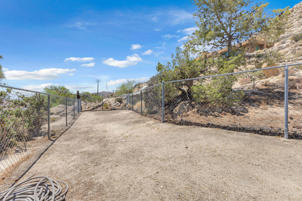 57494 Bandera Road