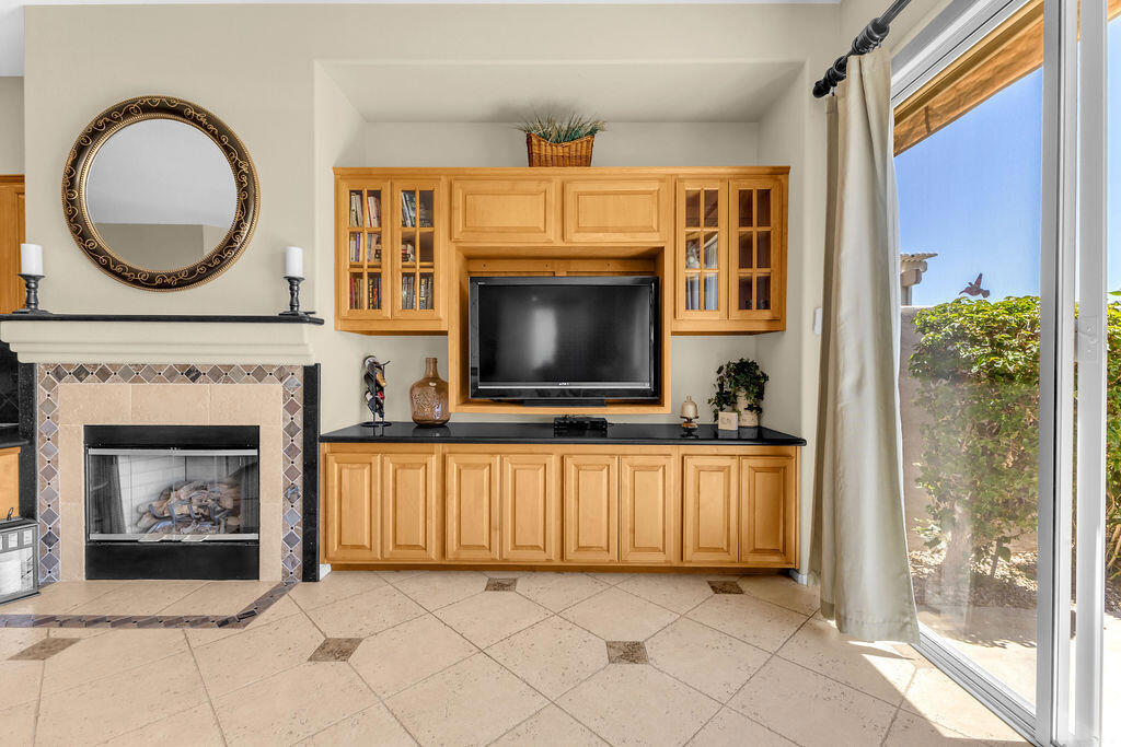 78079 Calle Norte