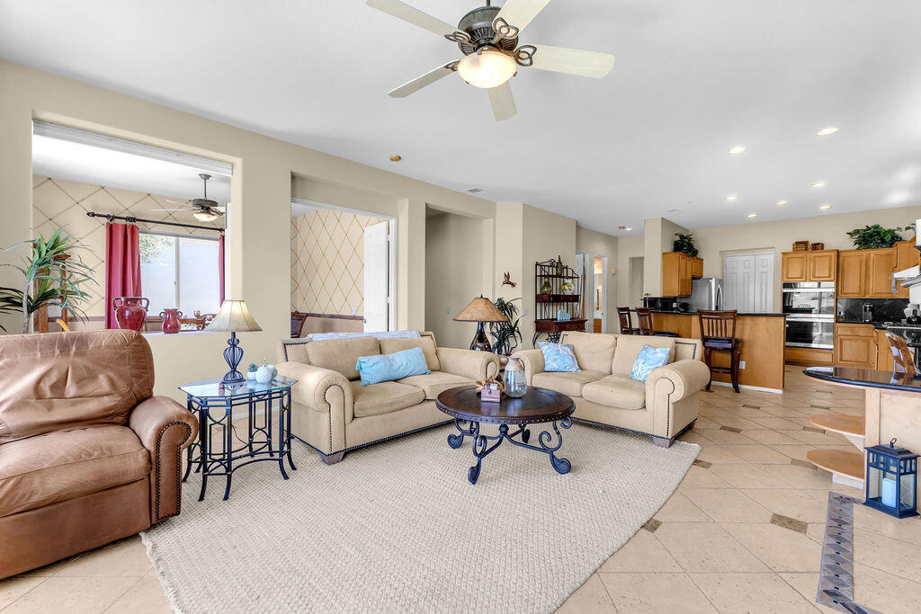 78079 Calle Norte