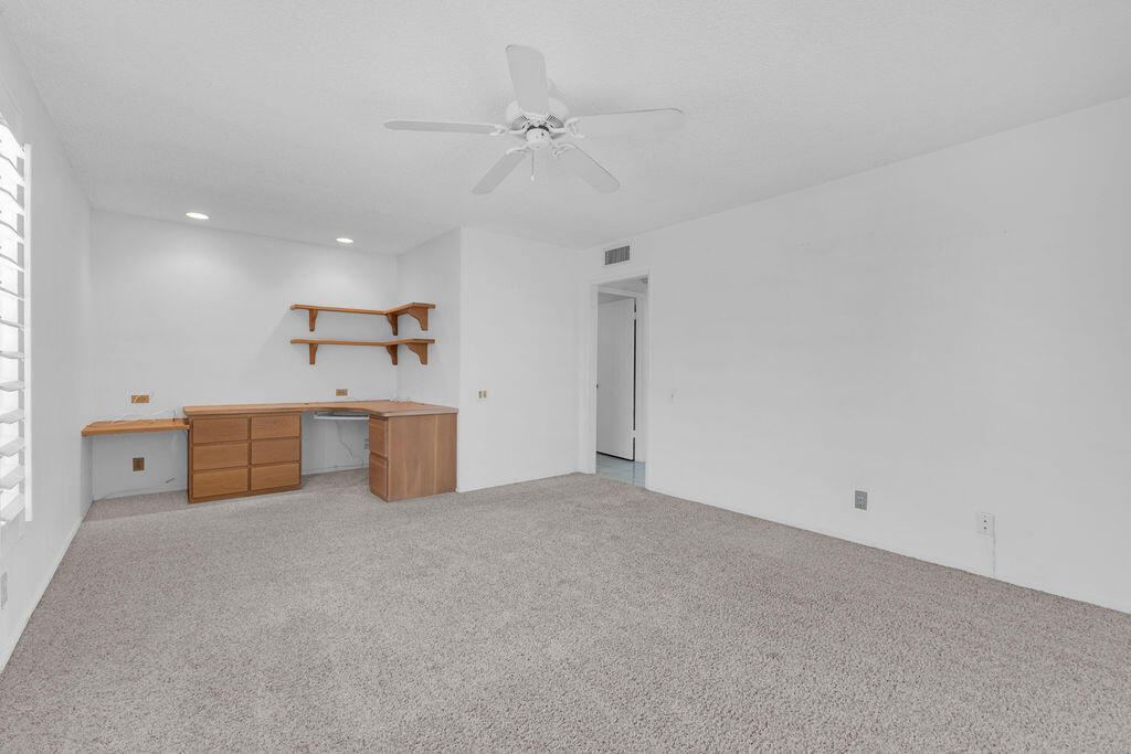 78159 Lago Drive