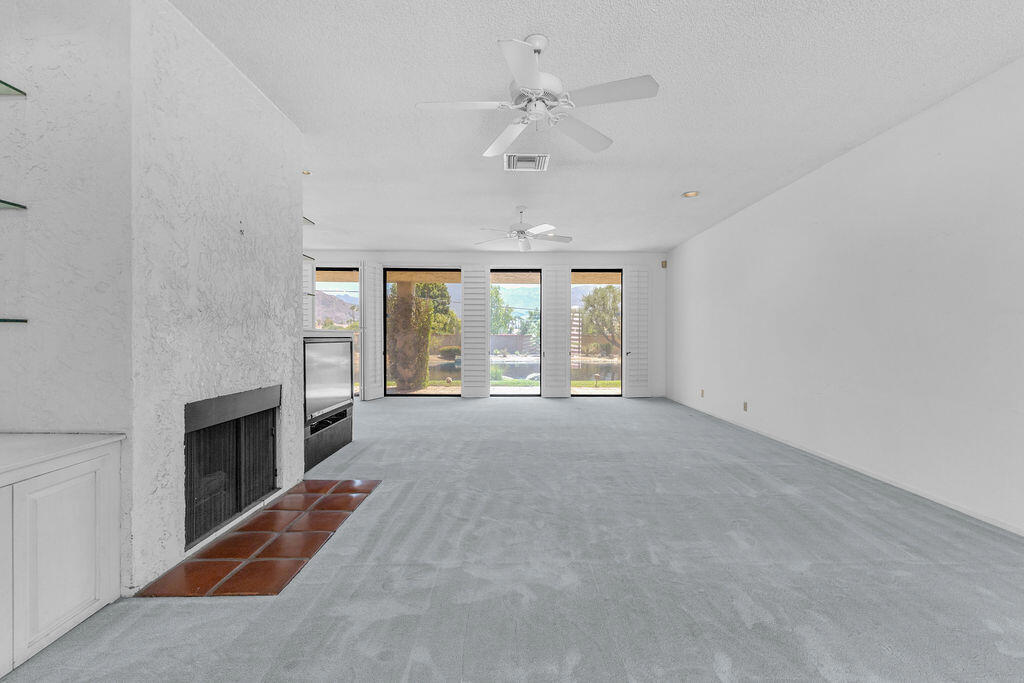 78159 Lago Drive